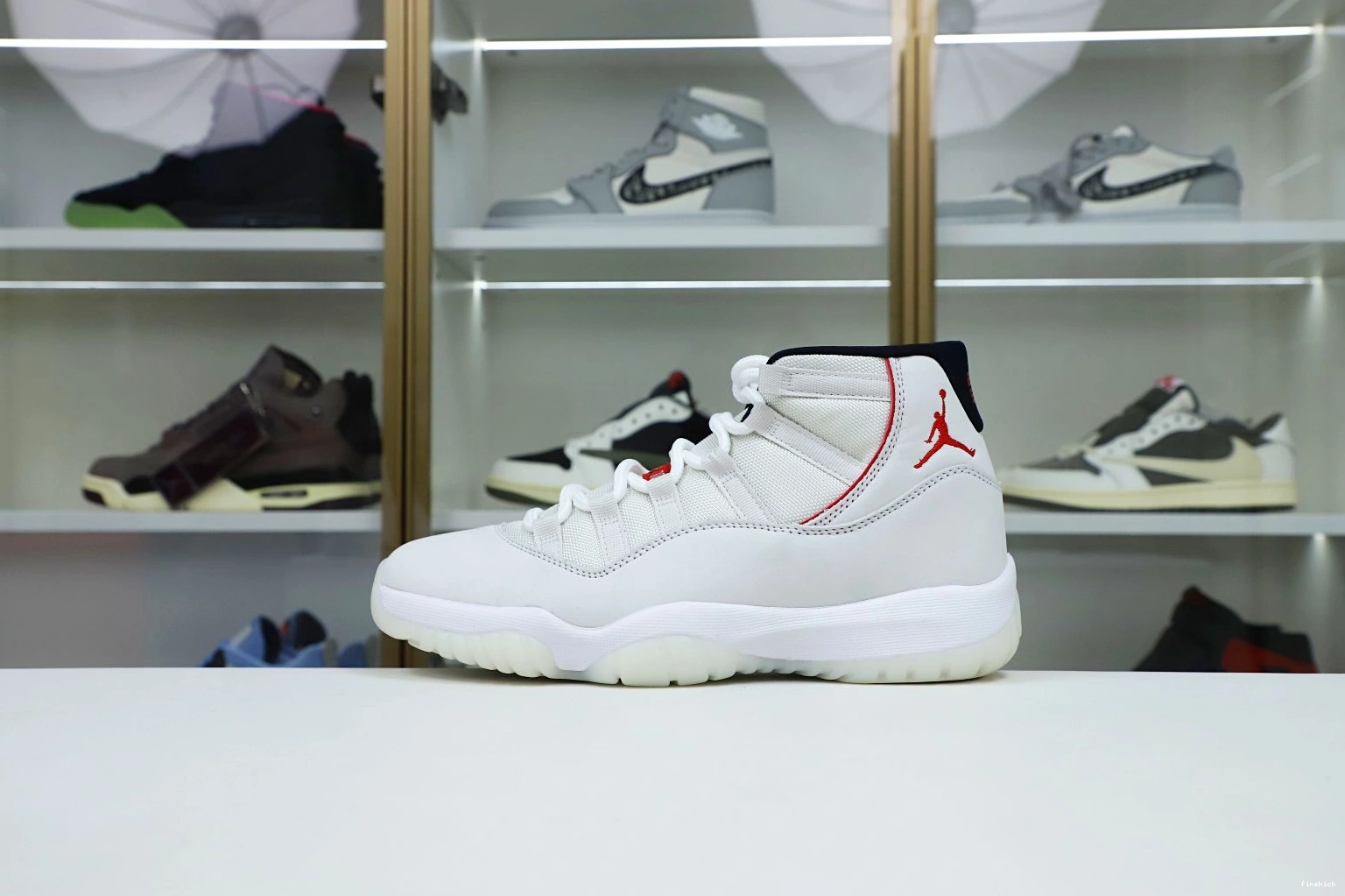 XI AIR JORDAN RETRO PLATINUM 11 TINT 0807